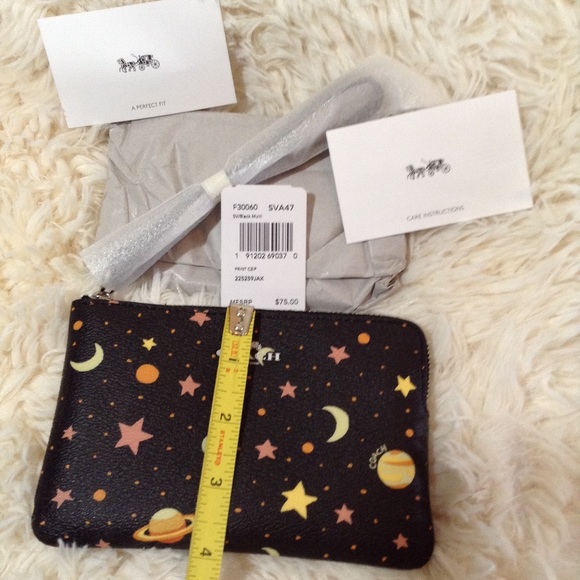 New Coach Wristlet 100%Authentic Gift W/Purchase - Picture 6 of 8